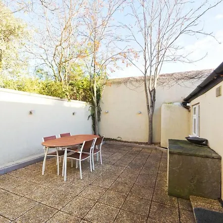3 Bedroom Townhouse In Portobello Sleeps 6 Dublin