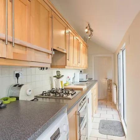 3 Bedroom Townhouse In Portobello Sleeps 6 Apartment *